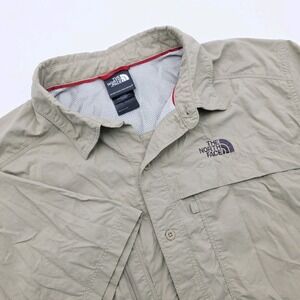 The North Face Men's L Tan Nylon Short Sleeve Vented Button Up Outdoor Shirt